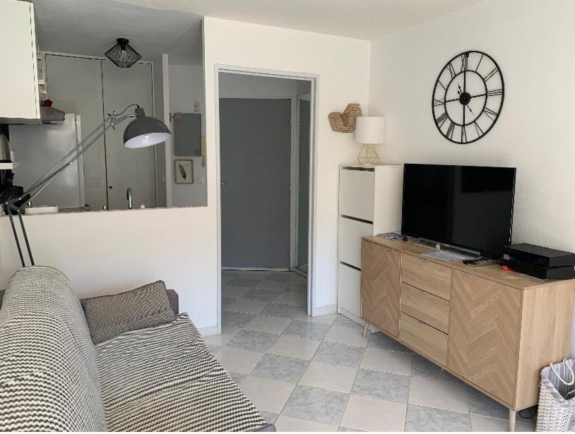 Appartement T2 En Bord De Mer Roquebrune-Cap-Martin Ngoại thất bức ảnh